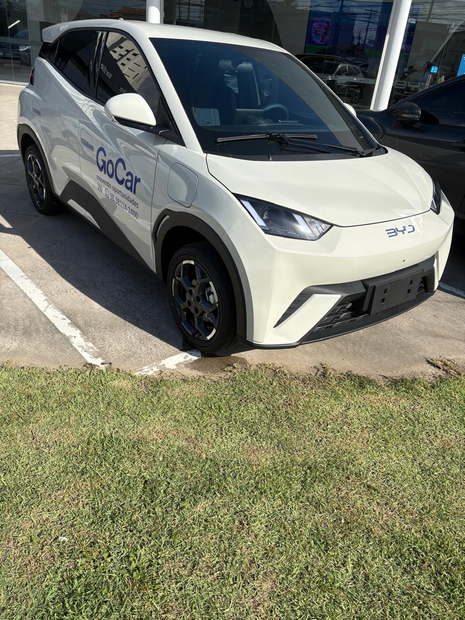 Frente do carro elétrico Gocar em São Luís